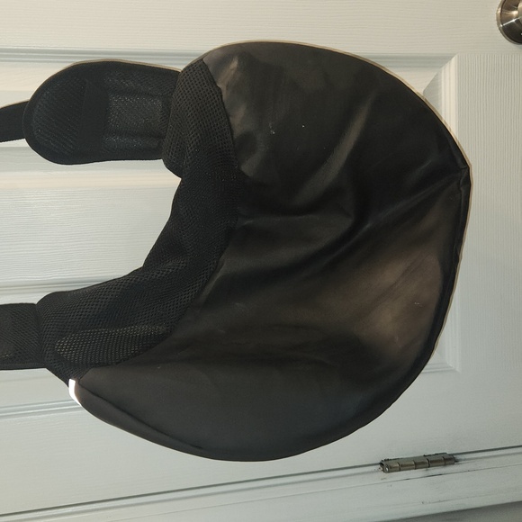 YUDODO Pet Dog Sling Carrier Breathable Mesh Travel Safe Sling Bag Carrier - Picture 5 of 9